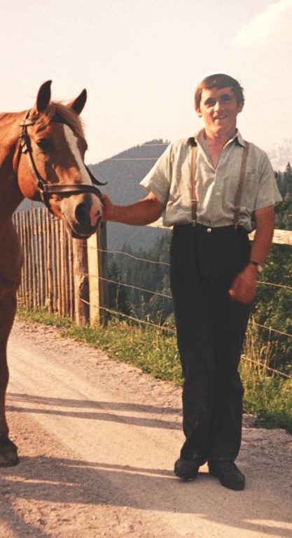 Adam Rettensteiner mit Pferd, ca. 1964, © Fam. Raab aus Köln