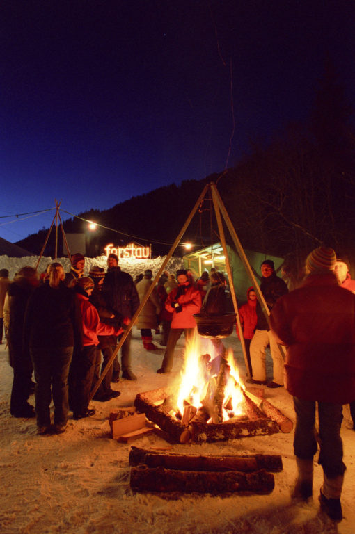 Lagerfeuer bei der Waldweihnacht in Forstau © Tourismusverband Forstau